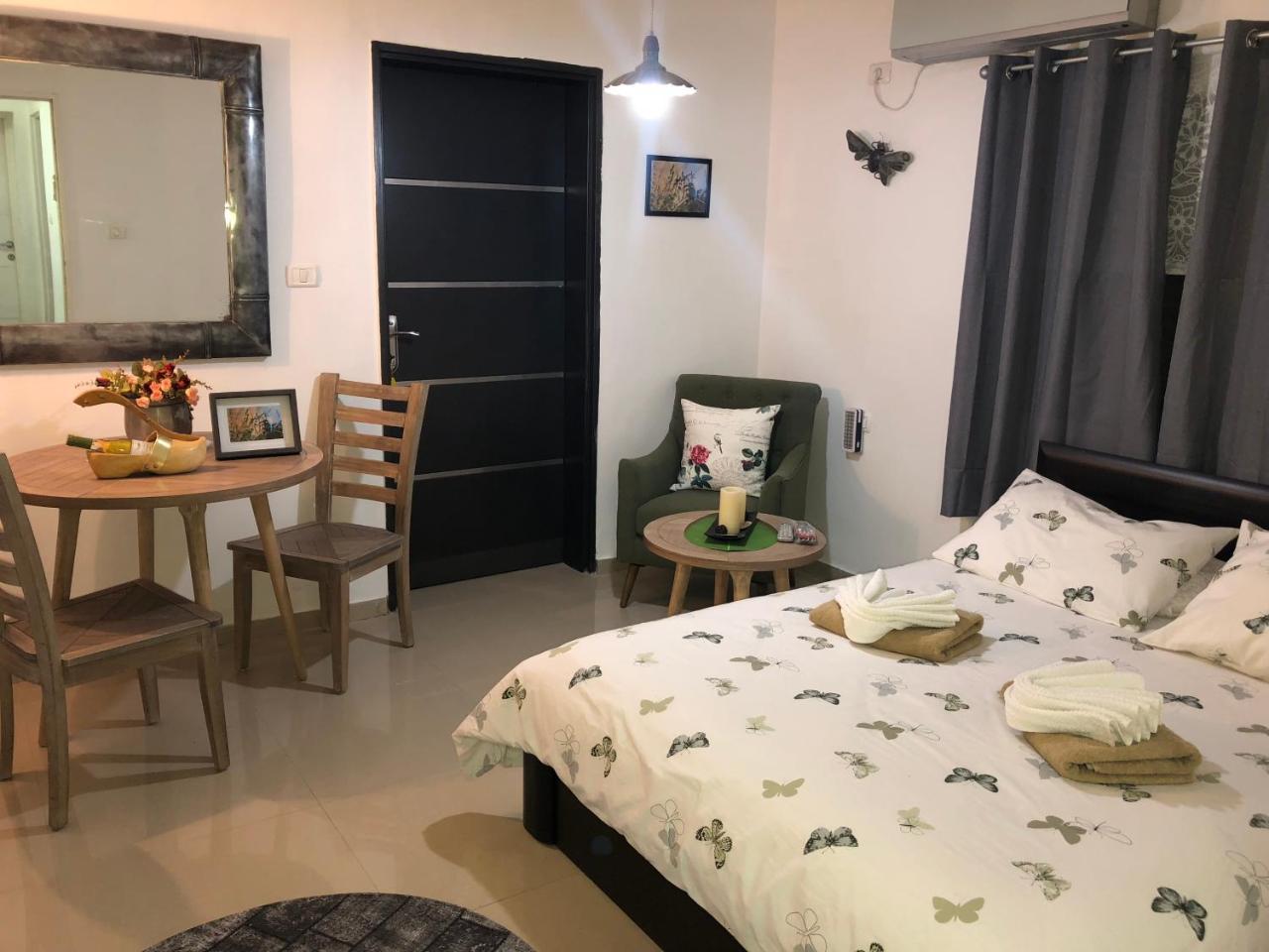 Appartement ronit's place à Qiryat Shemona Extérieur photo